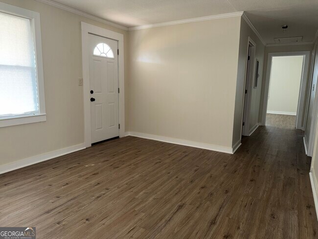 Foto del edificio - 1011 Walnut Ave SE