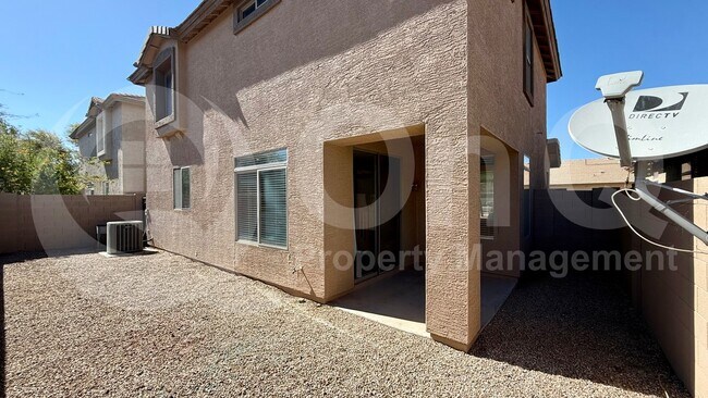 Building Photo - 1913 E Hawken Pl