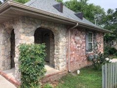 Building Photo - 1141 S Oak Grove Ave