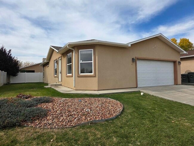 Photo - 417-29 1/2 29 1/2 Rd House