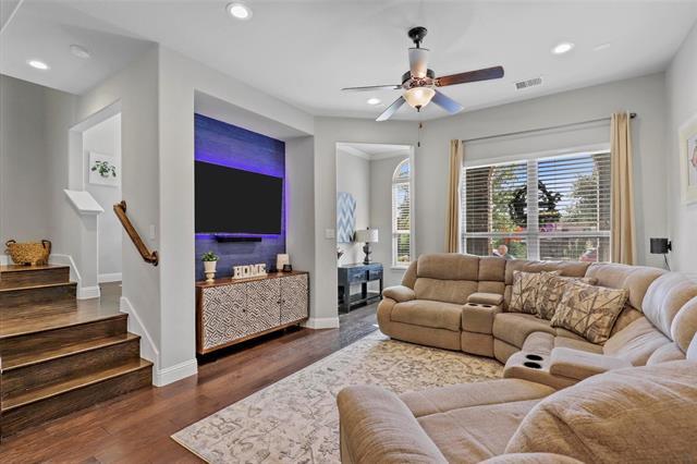 Foto del edificio - 4148 Riverside Dr