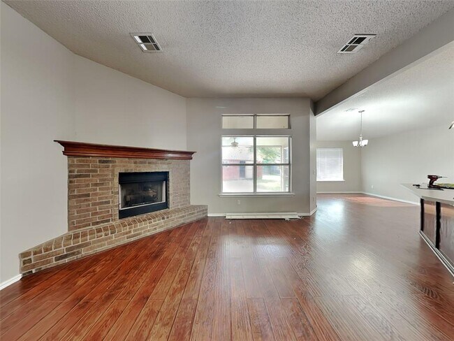 Foto del edificio - 516 Eastridge Dr