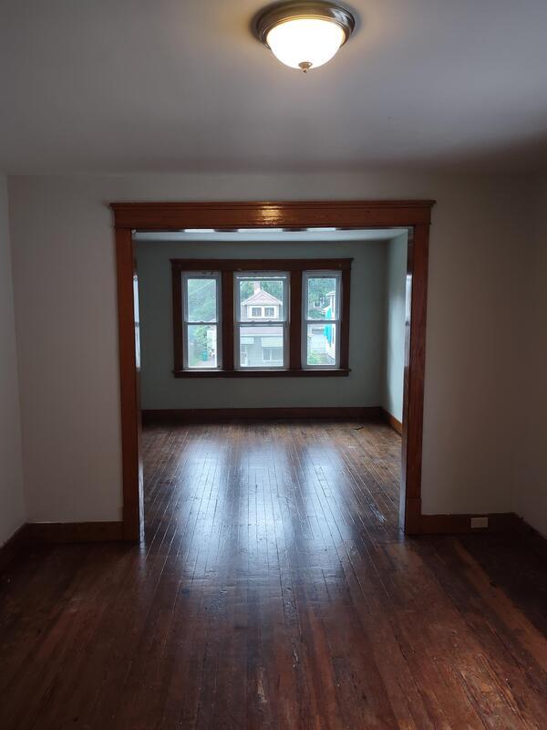Building Photo - 284 Riverside Ave