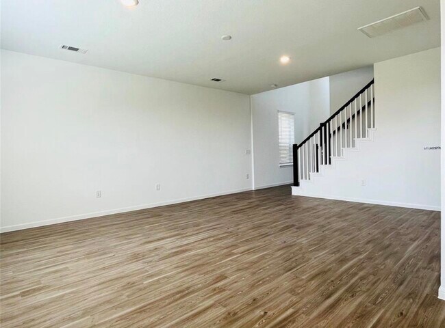 Foto del edificio - 1040 Greenshank Dr