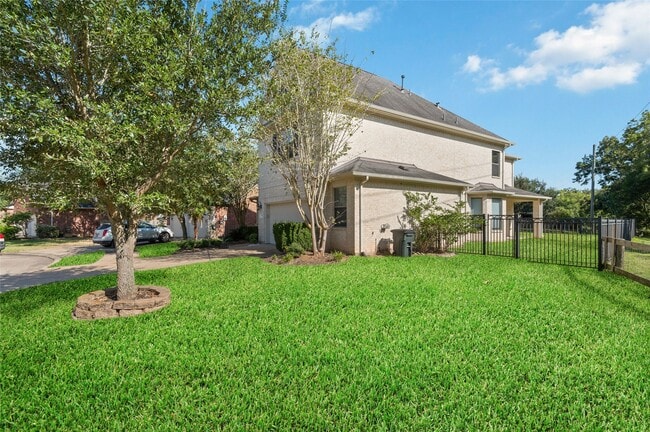 Foto del edificio - 5619 Honey Brook Ct