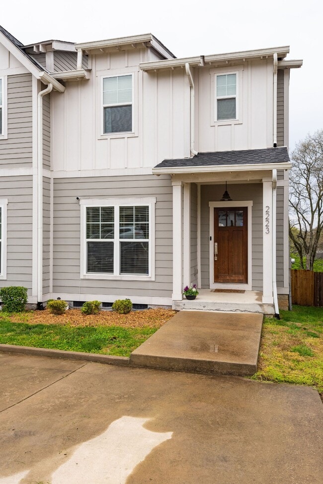 2223 Burns St, Nashville, TN 37216 House Rental in Nashville, TN