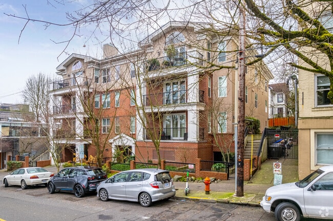 Exterior - 2328 NW Glisan St