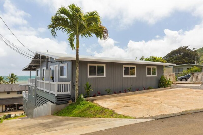 Building Photo - 47-082 Laenani Dr. #D