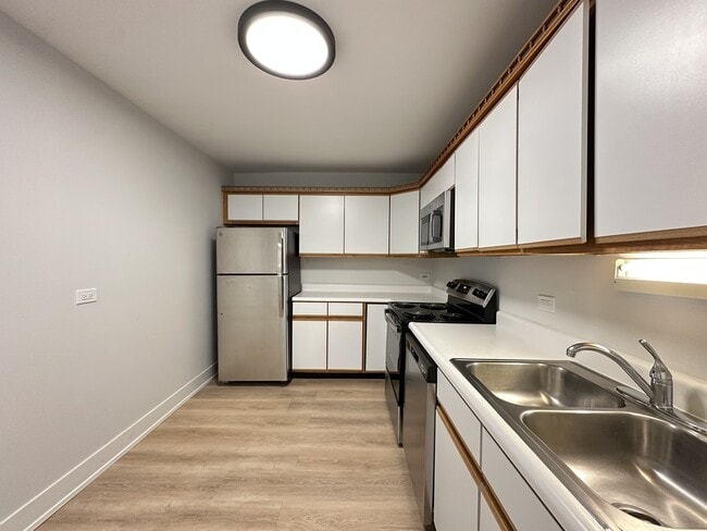 Foto del edificio - 1349 N Dearborn St
