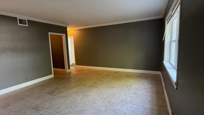 Living room - 1429 SW 9th St