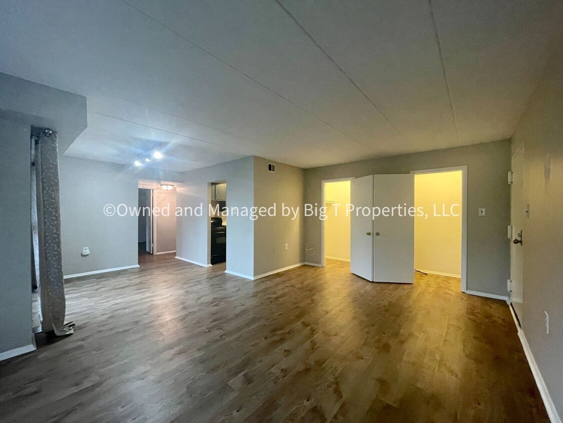 1 bd 1ba in Leesburg, VA overlooking golf course - 1 bd 1ba in Leesburg, VA overlooking golf course