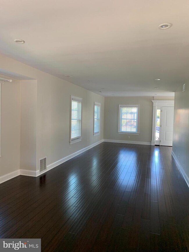 316 Highland Blvd, Gloucester City, NJ 08030 House Rental in