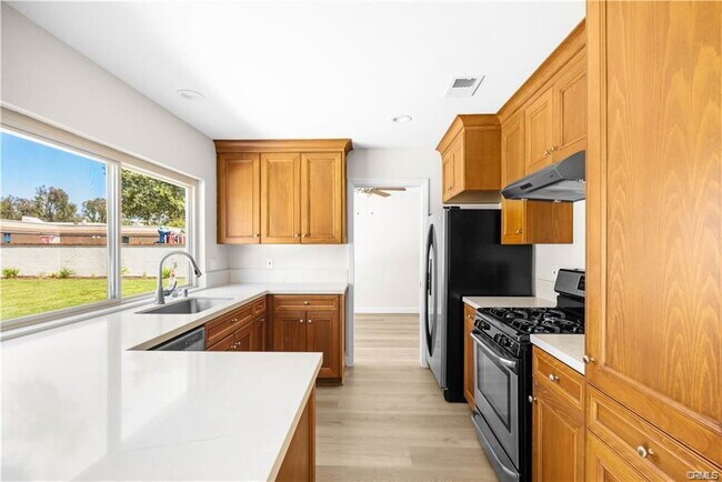 Foto del edificio - 23992 Via La Coruna