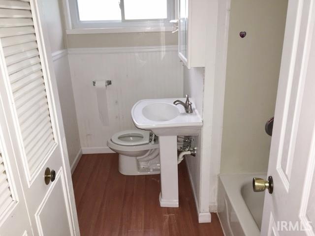 Foto del edificio - 2217 Meadow Dr