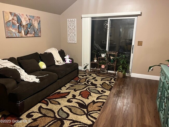 Building Photo - 93 Thimbleberry Rd