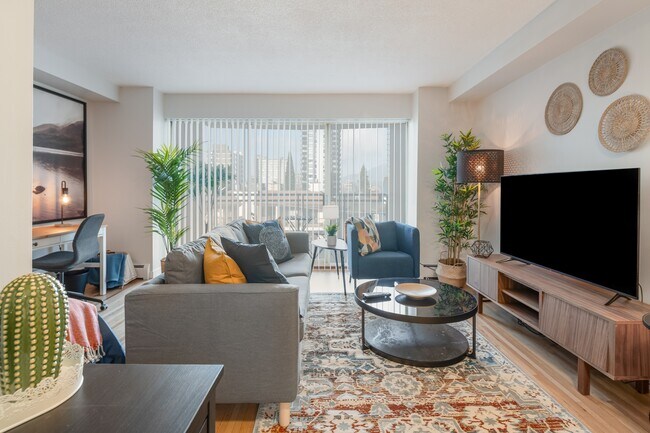 Building Photo - Casa Bella