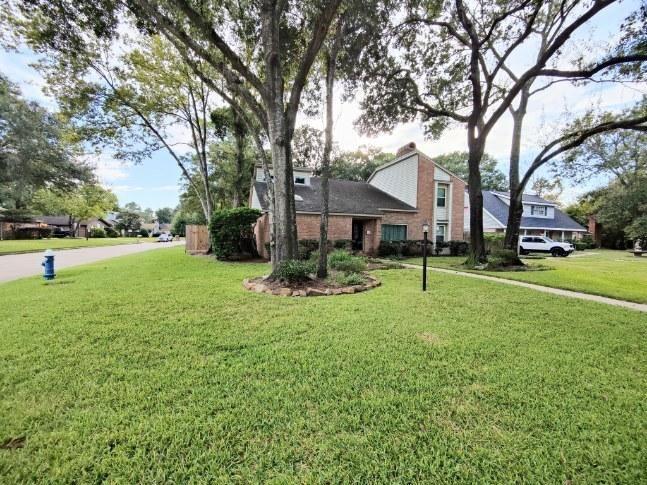 Building Photo - 19423 Enchanted Oaks Dr