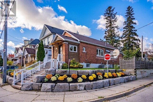 Photo du bâtiment - 148 Westlake Ave