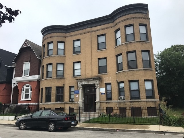 Building Photo - 4151-4153 S Berkeley Ave