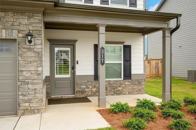 Building Photo - 317 Lucyanna Ln