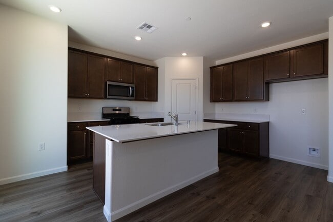 Foto del edificio - Stunning new home for rent in Manteca!