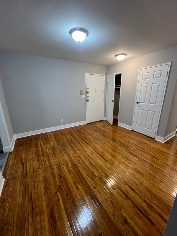 Foto del edificio - 385 Park Ave