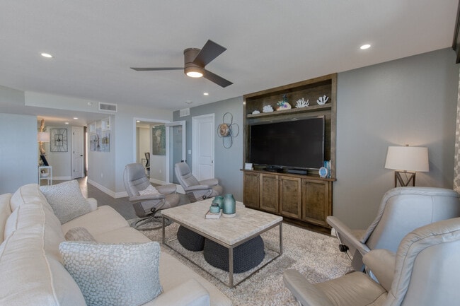 Building Photo - 230 Minorca Beach Way