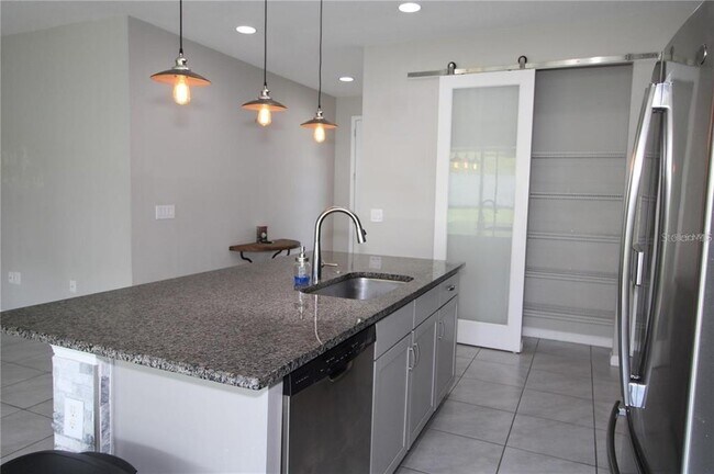 Building Photo - 270 Alford Dr