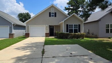 Building Photo - 126 Rolling Woods Cir