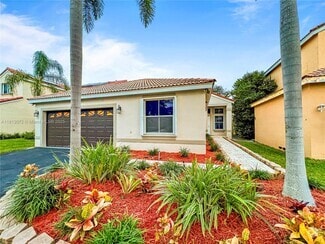 Building Photo - 841 Stanton Dr