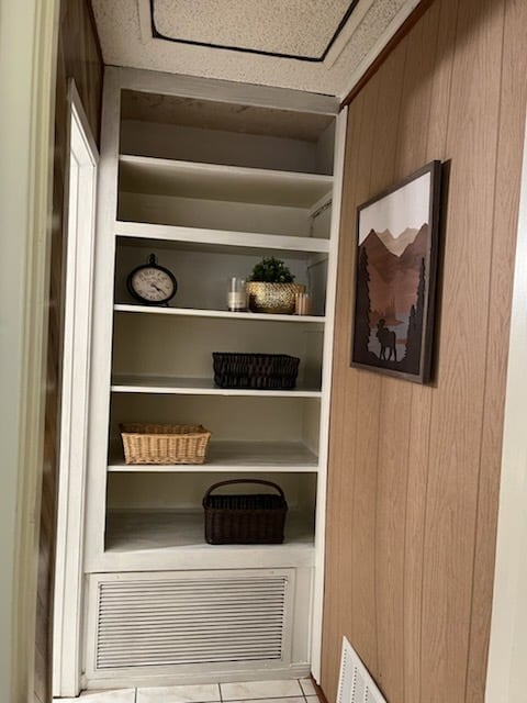 Building Photo - 9231 Lemon St