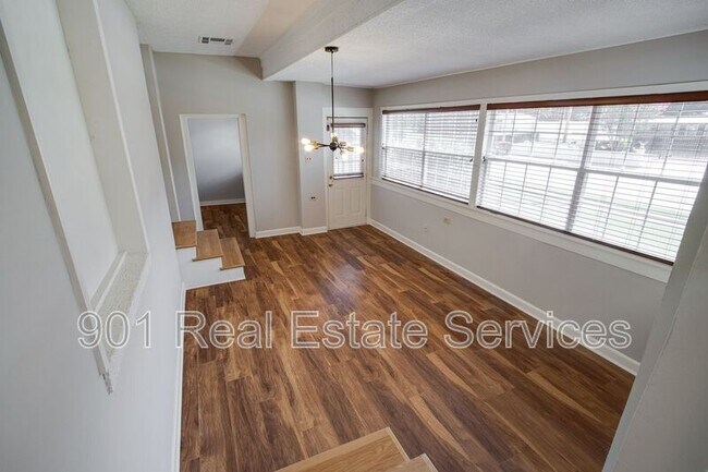 Foto del edificio - 398 N Highland St