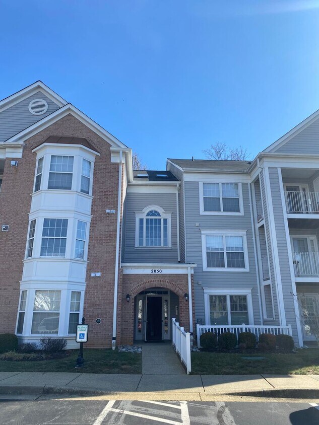 3 bed 2 bath Garden Level Condo in Annapolis! Condo for Rent in Annapolis, MD