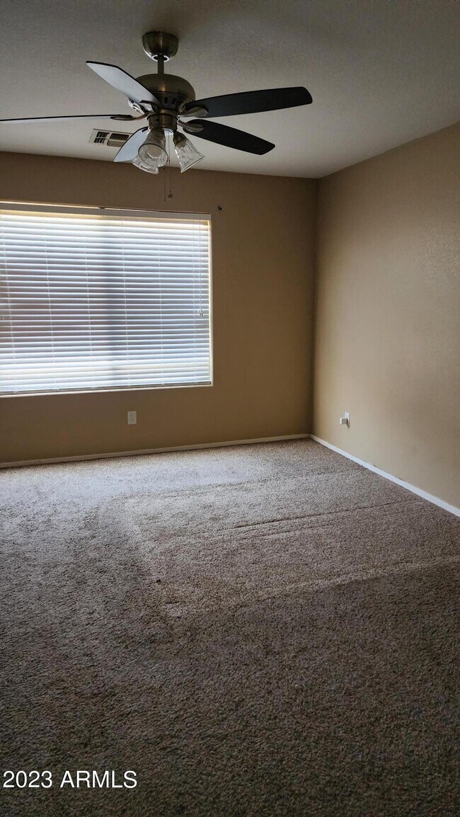 Foto del edificio - 447-15116 Fillmore St