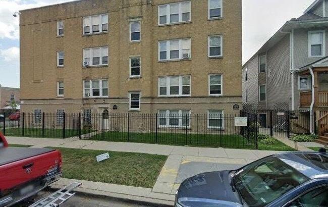 Primary Photo - 2 bedroom in Chicago IL 60639