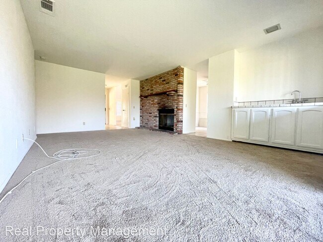 Building Photo - 4 br, 2 bath House - 31238 Old River Road