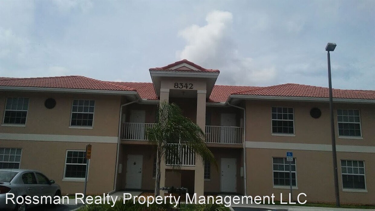 Primary Photo - 3 br, 2 bath House - 8342 Bernwood Cove Lp...