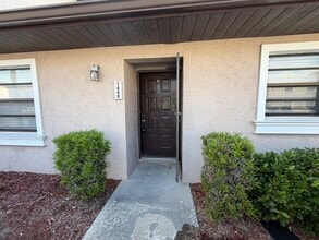 Building Photo - 1040 June Dr