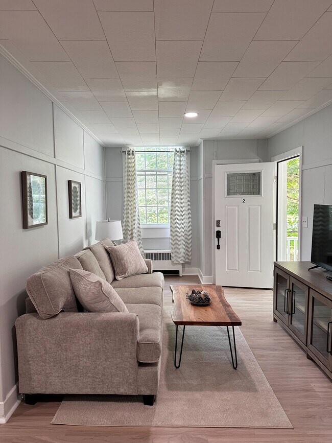 Foto del edificio - 40 Pond St