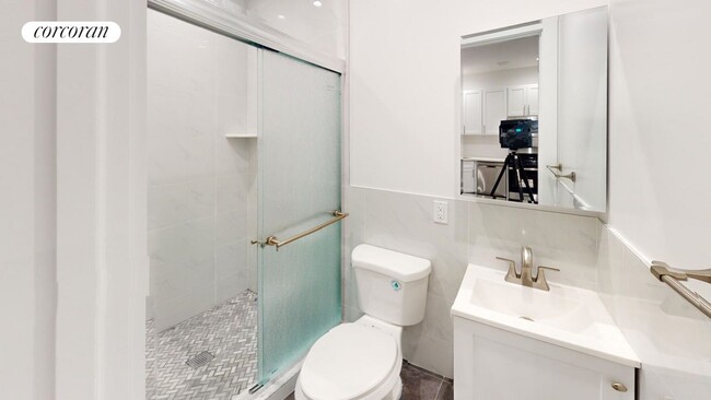 Foto del edificio - 319 W 105th St