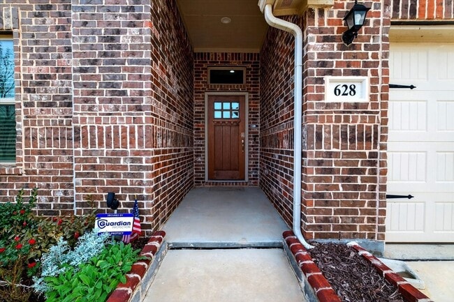 Photo - 628 Presidio St House