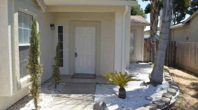 Building Photo - 94 S Benicia Ct