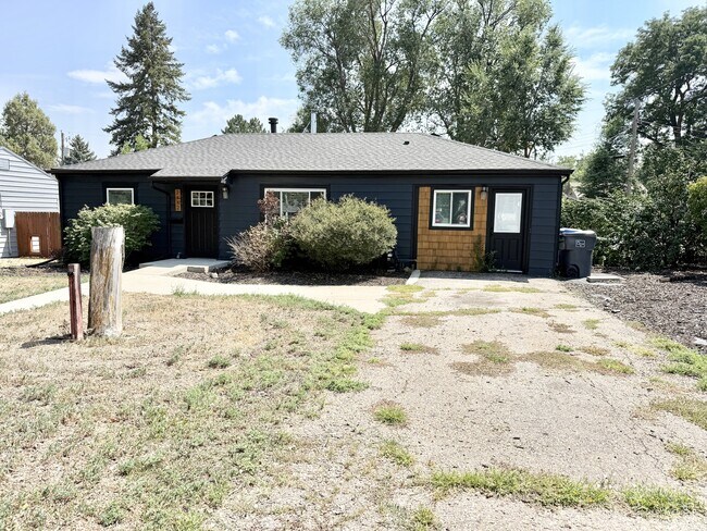 Foto del edificio - 2442 Mountain View Dr