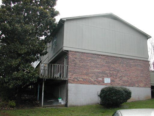 Building Photo - 9104 Cedar Park Ln