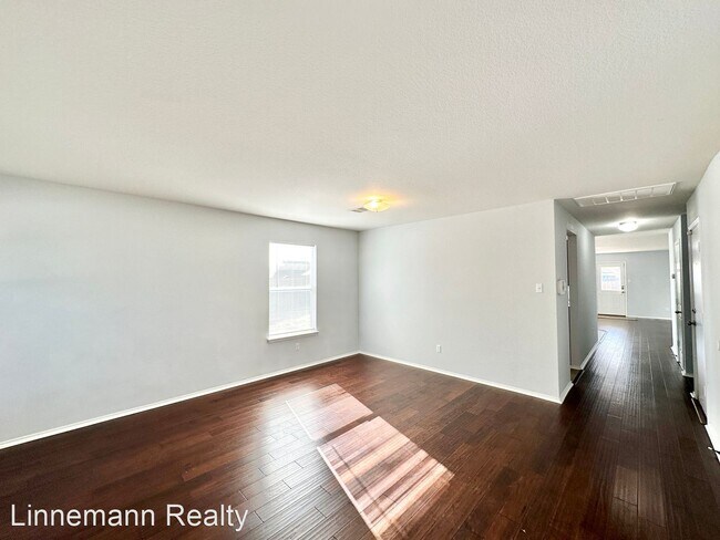 Foto del edificio - 5 br, 3.5 bath House - 9000 Bellgrove Court