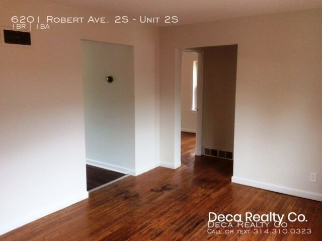 Building Photo - 1 Bedroom Apartment in St. Louis Hills