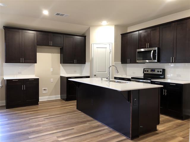 Foto del edificio - 2129 Silsbee Ct