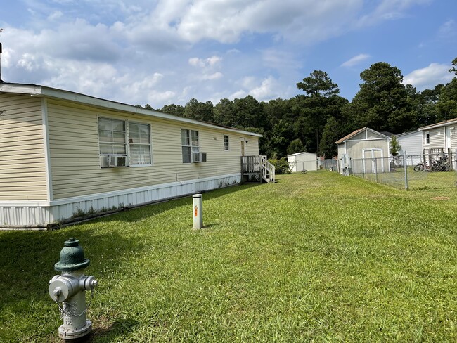 Building Photo - 1161 Nansemond Pkwy