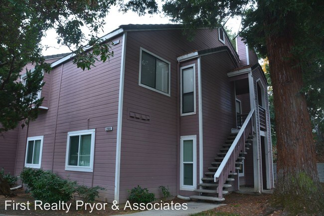 Building Photo - 3 br, 2 bath House - 2901 Winding Lane