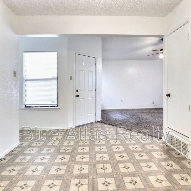 Foto del edificio - 2749 Countryside Ln
